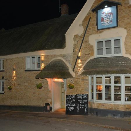 Bed and Breakfast The Bewicke Arms Hallaton Exteriér fotografie