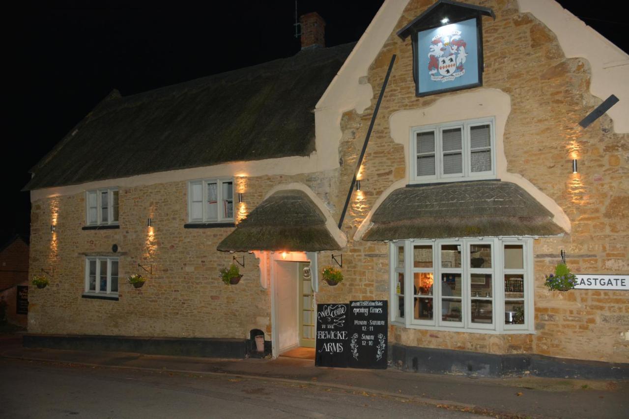 Bed and Breakfast The Bewicke Arms Hallaton Exteriér fotografie